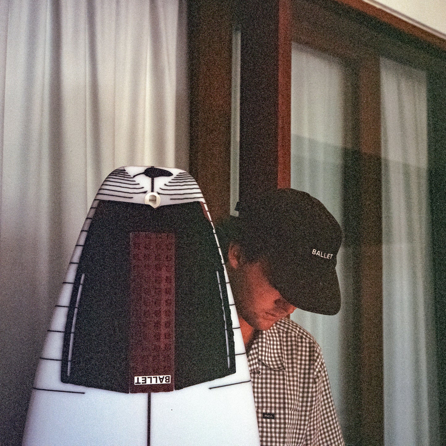 BALLET (밸리) ANTI-SLIP 3 피스 데크 패드 쇼트 보드 용 BLACK + BURGUNDY